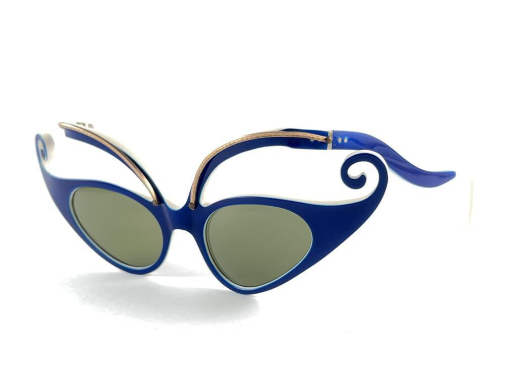VINTAGE ICONIC  OLIVER GOLDSMITH " THE MARTIAN " HANDMADE 1959 SUNGLASSES