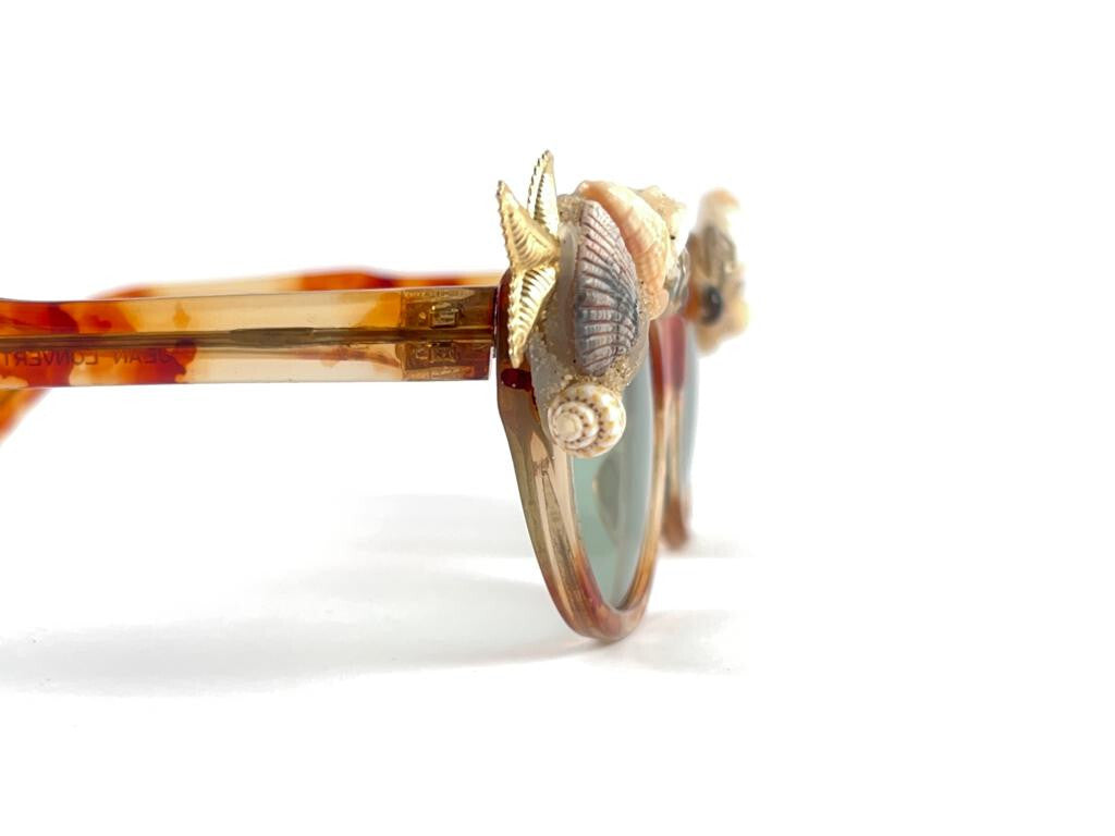 VINTAGE JEAN LONVERT FOR KEMS CAT EYE STYLE  SHELL EMBELLISHED 1980'S SUNGLASSES