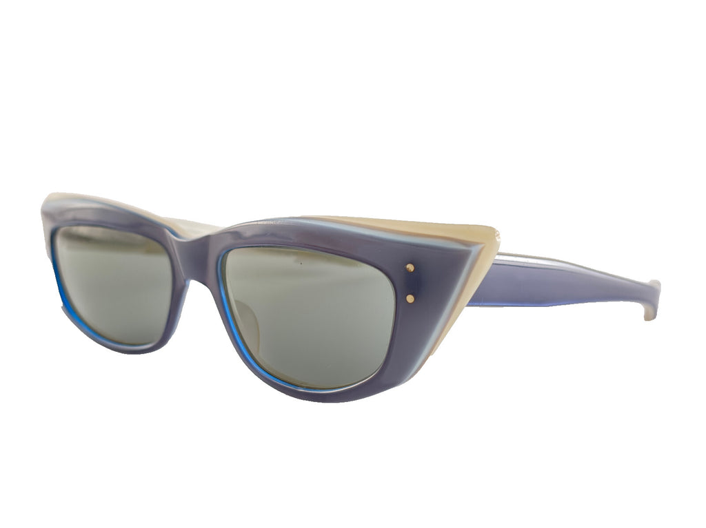 VINTAGE MIDCENTURY WIDE CAT EYE SUNGLASSES MADE IN FRANCE