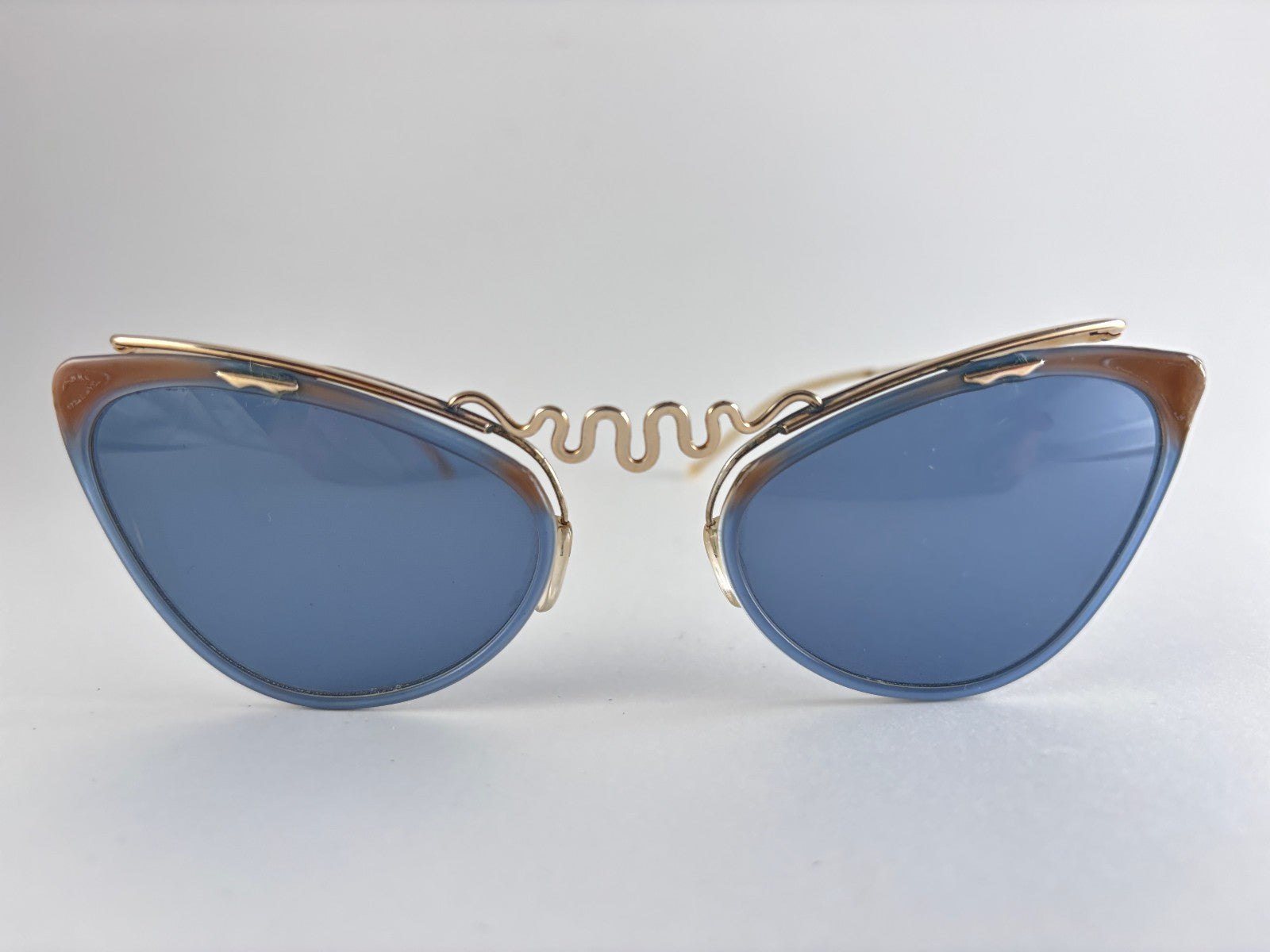 MINT VINTAGE SOL AMOR CAT EYE SERPENT FRAME SUNGLASSES 1960'S FRANCE
