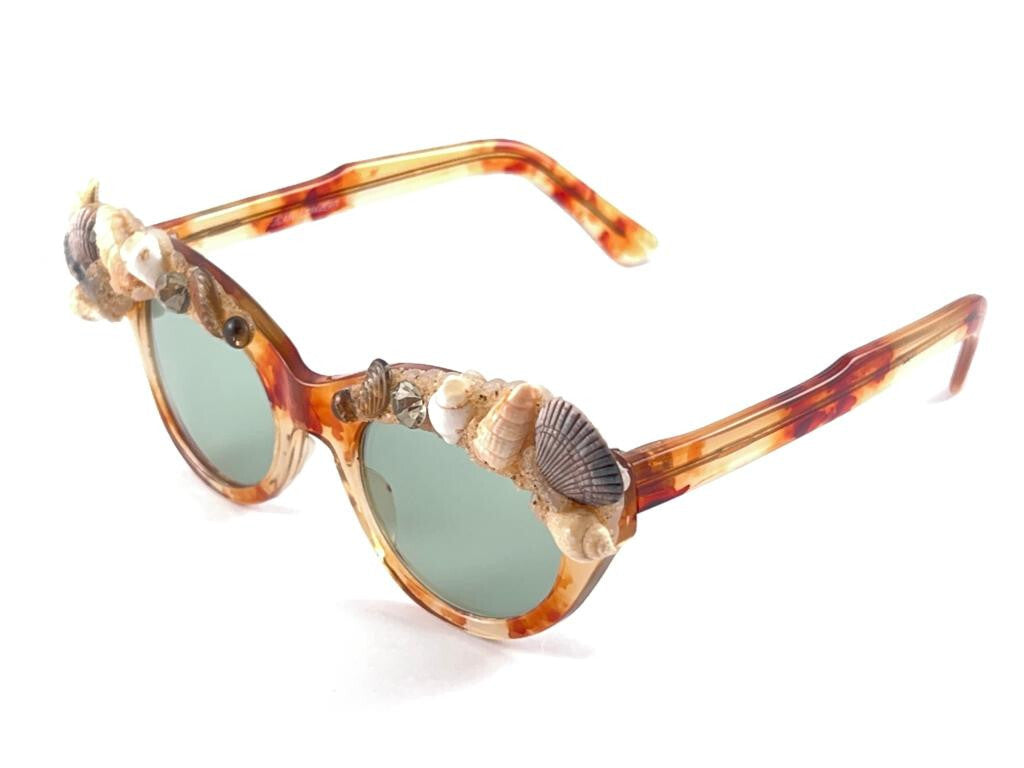 VINTAGE JEAN LONVERT FOR KEMS CAT EYE STYLE  SHELL EMBELLISHED 1980'S SUNGLASSES