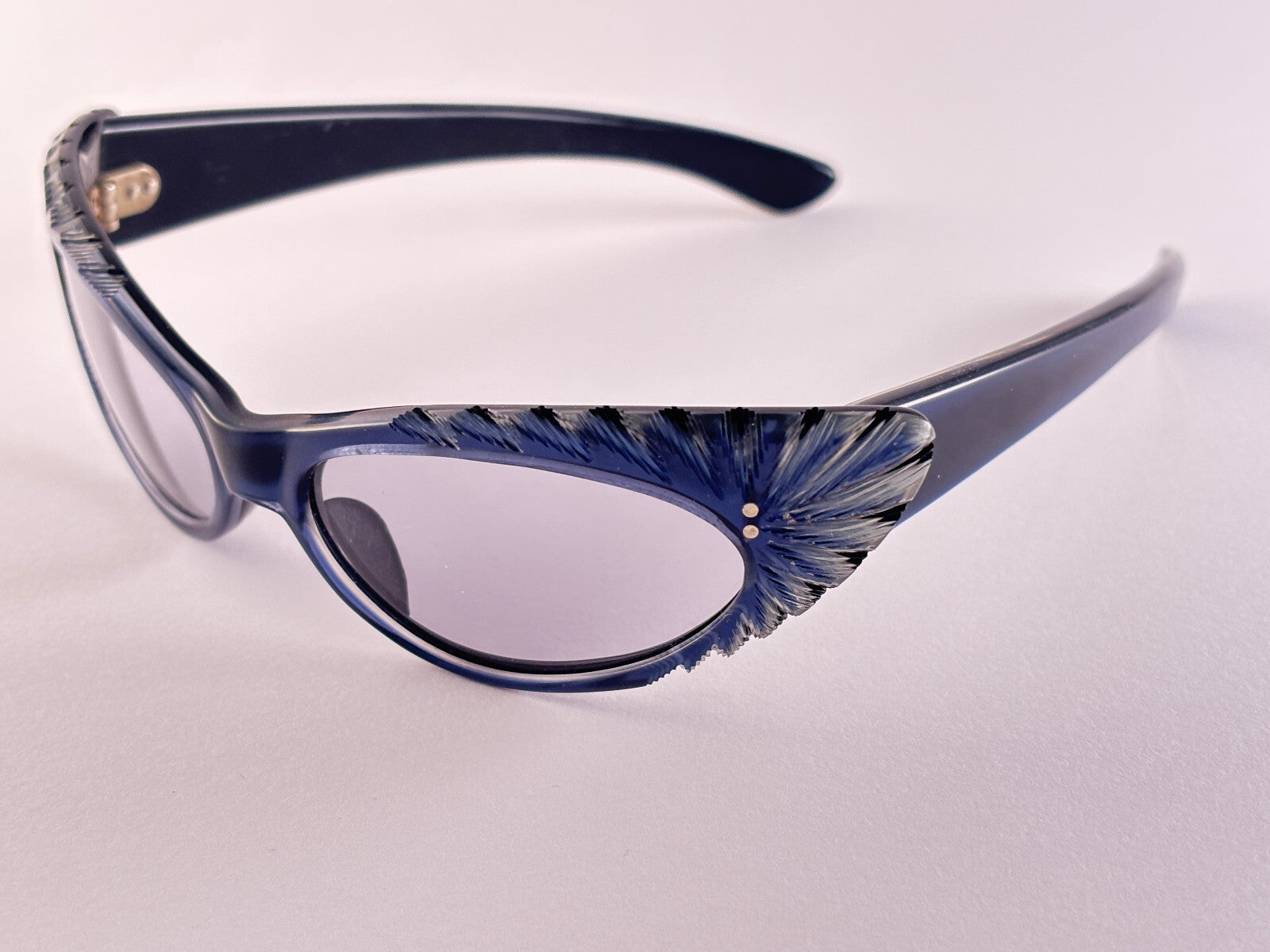 VINTAGE RARE CAT EYE BLUE  MIDCENTURY SUNGLASSES MADE IN FRANCE 1960'S