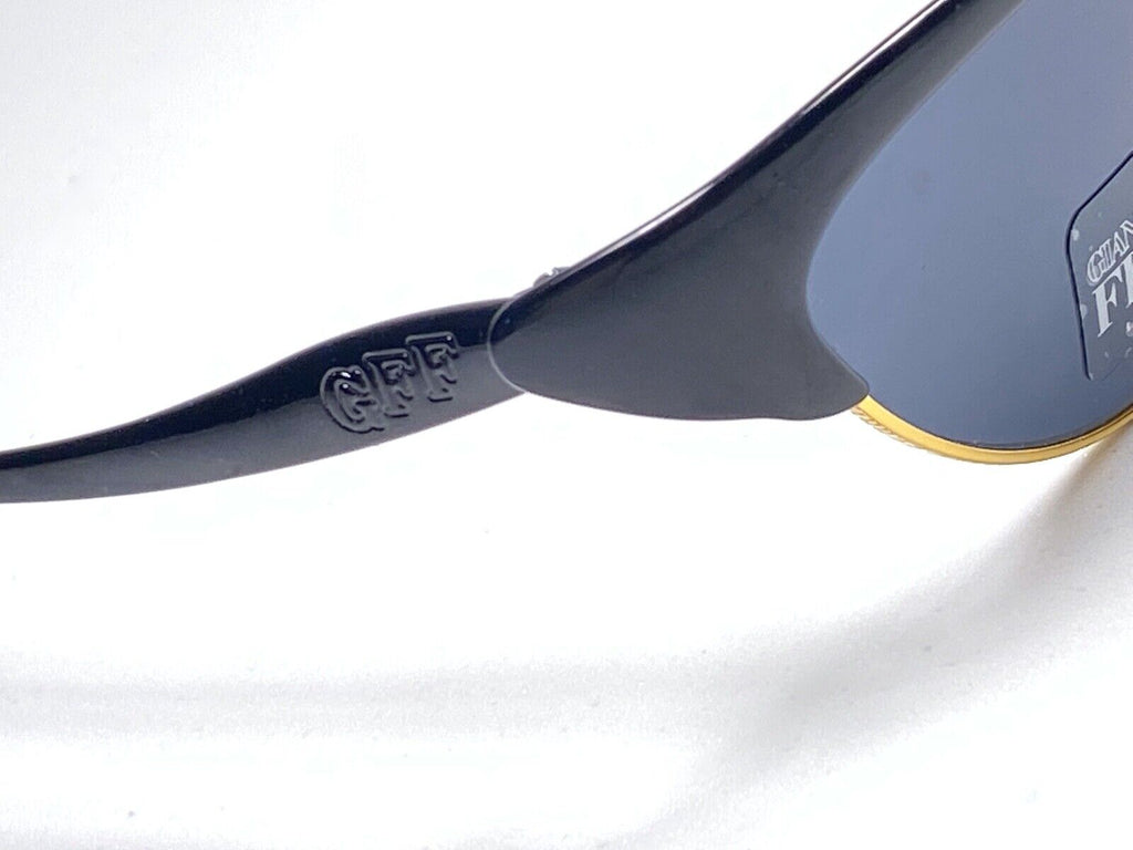 VINTAGE GIANFRANCO FERRE GFF 367S CAT EYE BLACK GOLD MADE IN ITALY SUNGLASSES