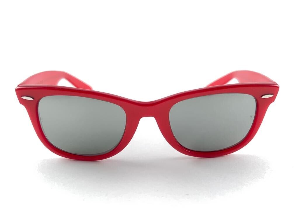 VINTAGE RAY BAN WAYFARER ORIGINAL RED CANDY MEDIUM MIRRORED LENSES B&L USA