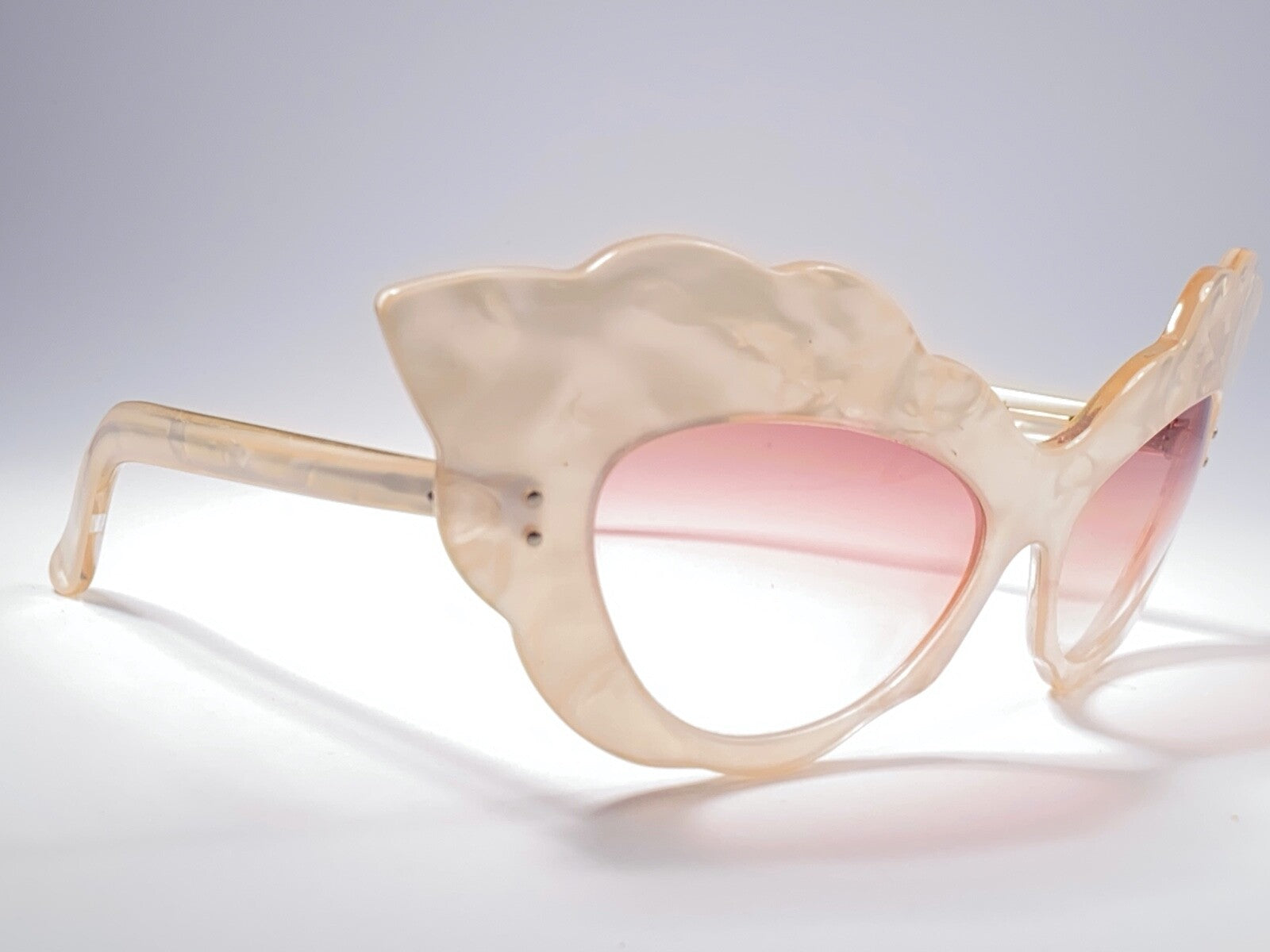 VINTAGE ALAIN MIKLI AM14 MOTHER OF PEARL CAT EYE OVERSIZED 1988 SUNGLASSES