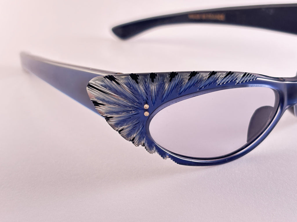 VINTAGE RARE CAT EYE BLUE  MIDCENTURY SUNGLASSES MADE IN FRANCE 1960'S