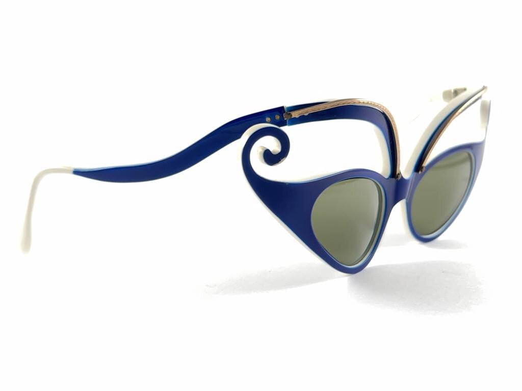 VINTAGE ICONIC  OLIVER GOLDSMITH " THE MARTIAN " HANDMADE 1959 SUNGLASSES