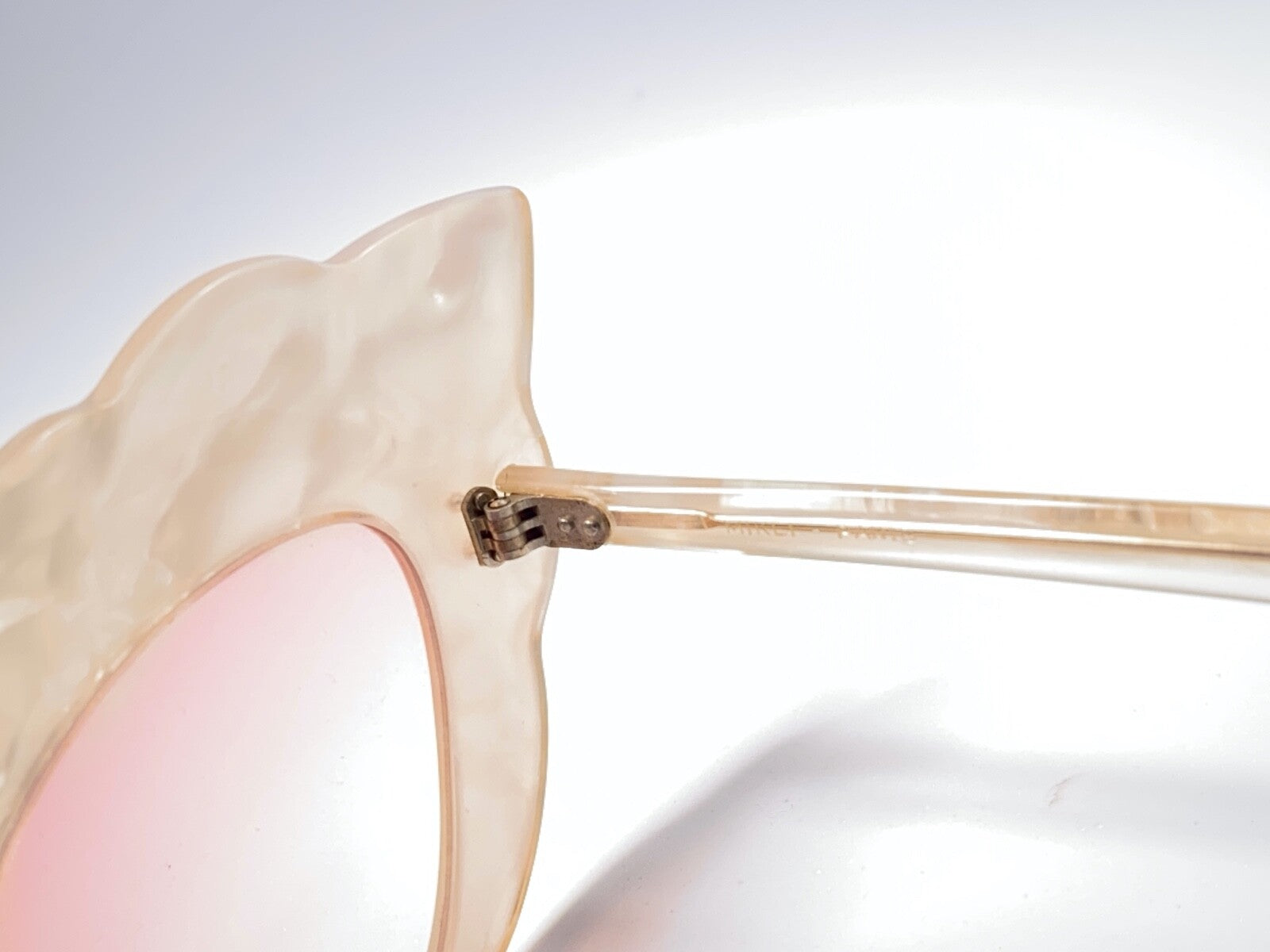 VINTAGE ALAIN MIKLI AM14 MOTHER OF PEARL CAT EYE OVERSIZED 1988 SUNGLASSES