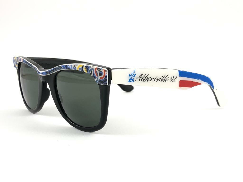 VINTAGE RAY BAN WAYFARER CLASSIC OLYMPIC ALBERTVILLE G15 '92 BL US SUNGLASSES