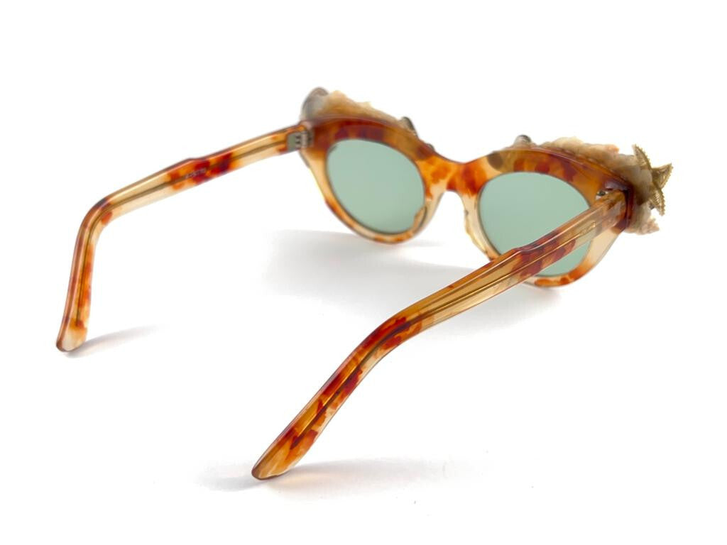 VINTAGE JEAN LONVERT FOR KEMS CAT EYE STYLE  SHELL EMBELLISHED 1980'S SUNGLASSES