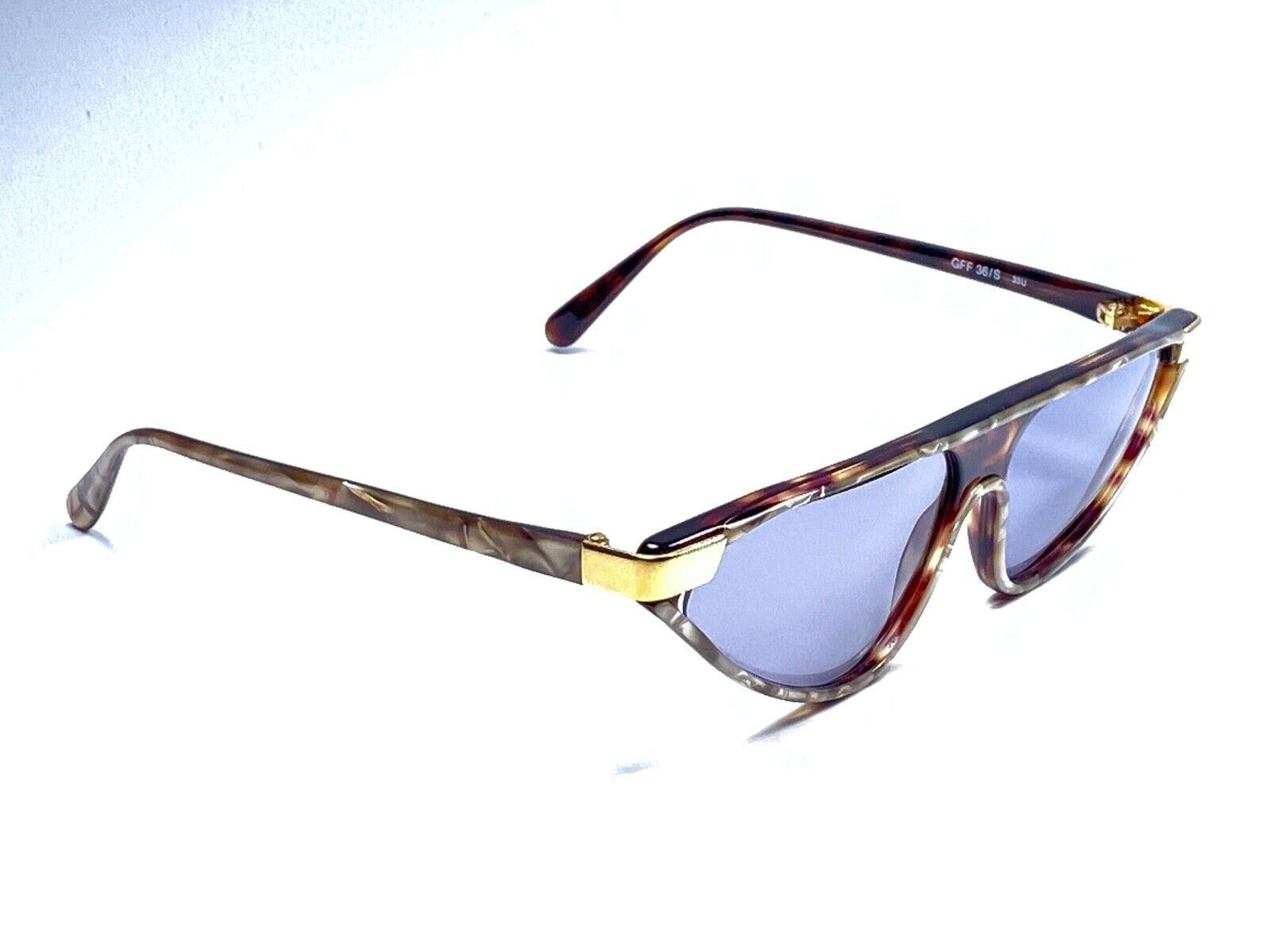 VINTAGE GIANFRANCO FERRE GFF 36S TORTOISE CAT EYE  MADE IN ITALY SUNGLASSES