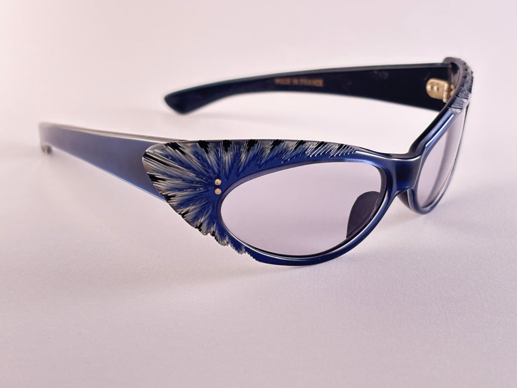 VINTAGE RARE CAT EYE BLUE  MIDCENTURY SUNGLASSES MADE IN FRANCE 1960'S