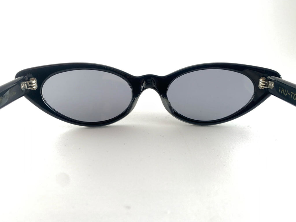 VINTAGE RARE AMERICAN OPTICAL " TEMPTRESS " CAT EYE MIDCENTURY SUNGLASSES 1960'S
