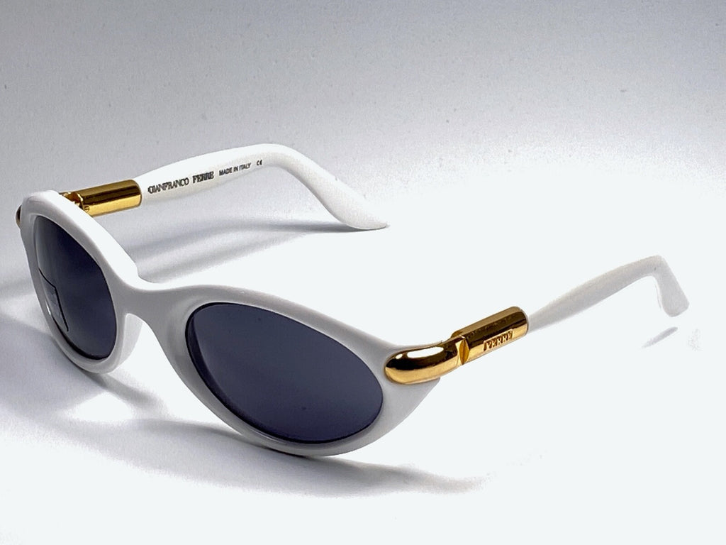VINTAGE GIANFRANCO FERRE GFF 331 WHITE CAT EYE  MADE IN ITALY SUNGLASSES
