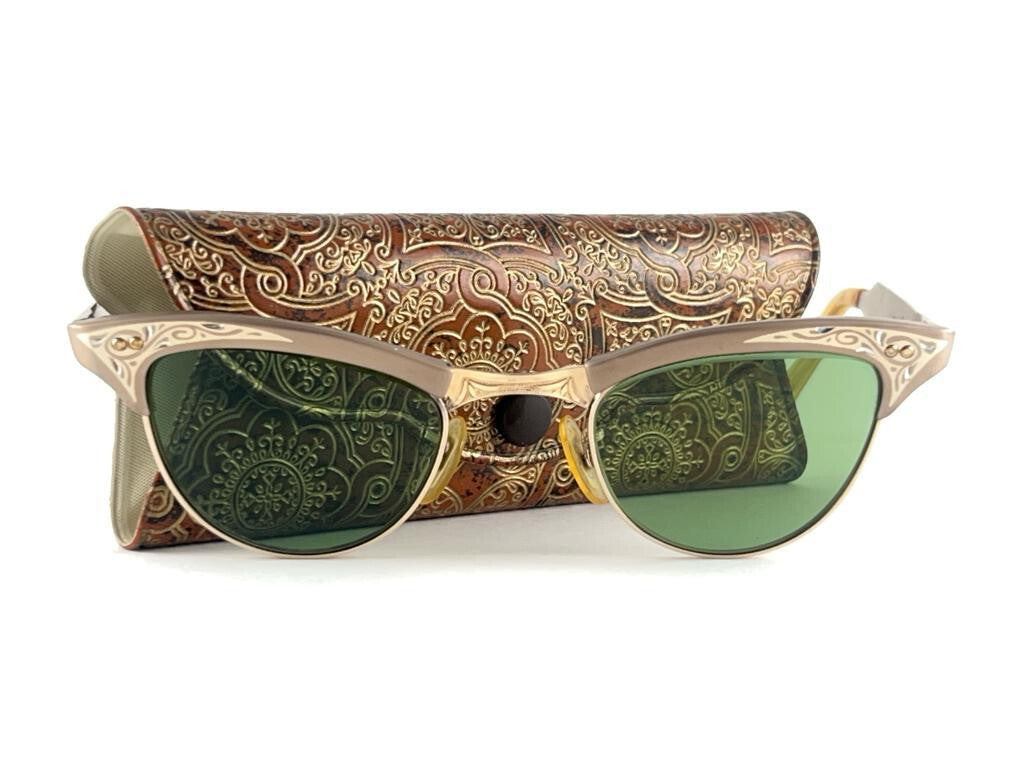 VINTAGE AMERICAN OPTICAL CAT EYE  MIDCENTURY SUNGLASSES 60'S USA MADE