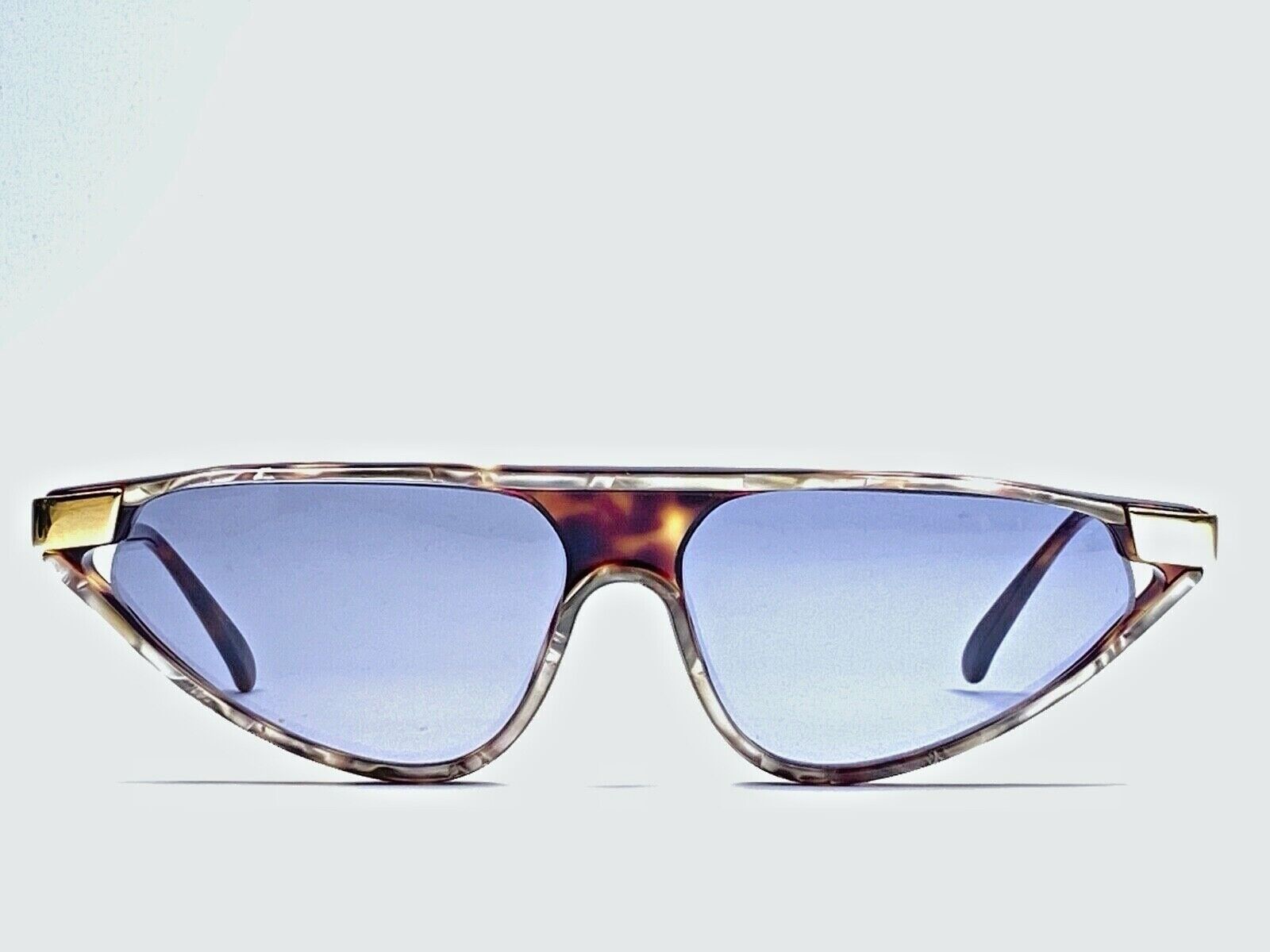 VINTAGE GIANFRANCO FERRE GFF 36S TORTOISE CAT EYE  MADE IN ITALY SUNGLASSES