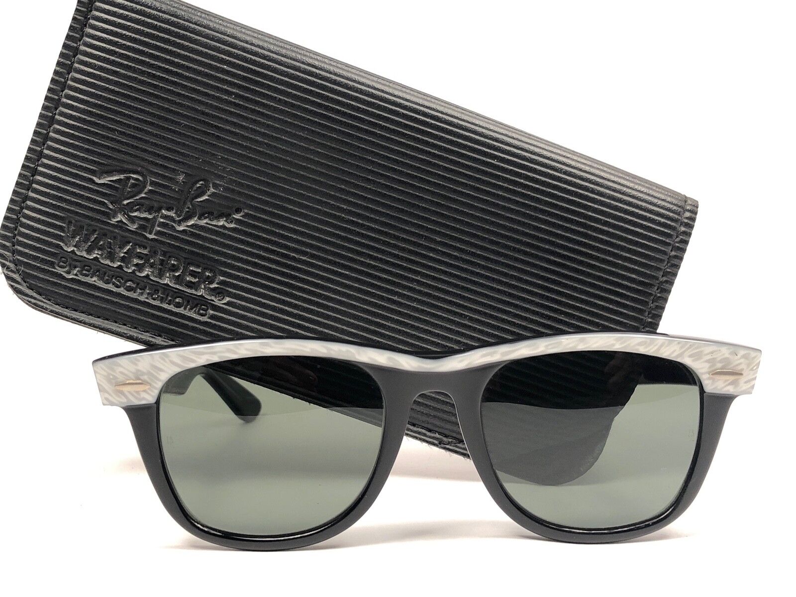 VINTAGE RAY BAN WAYFARER PEARL WHITE BLACK KID SMALL GREY LENS BL US SUNGLASSES