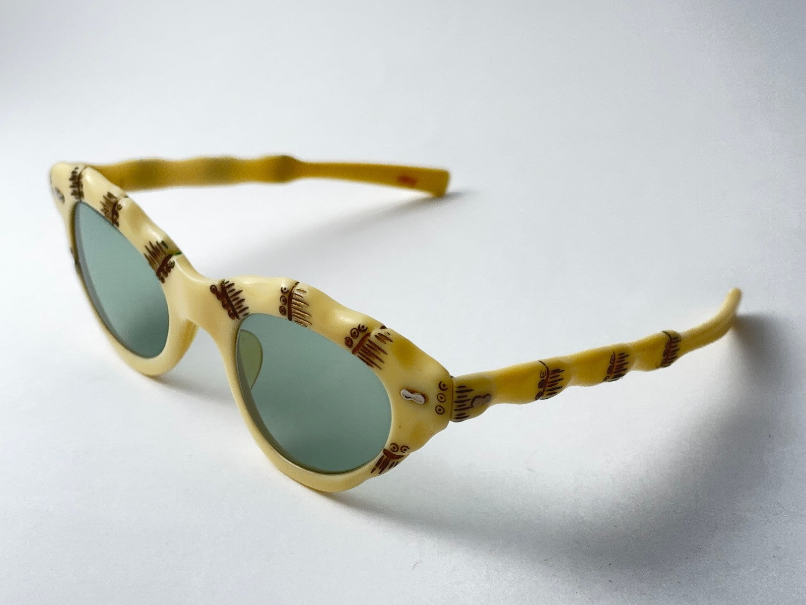 VINTAGE MAY MIDCENTURY 1960'S CAT EYE BAMBOO SUNGLASSES MADE IN USA