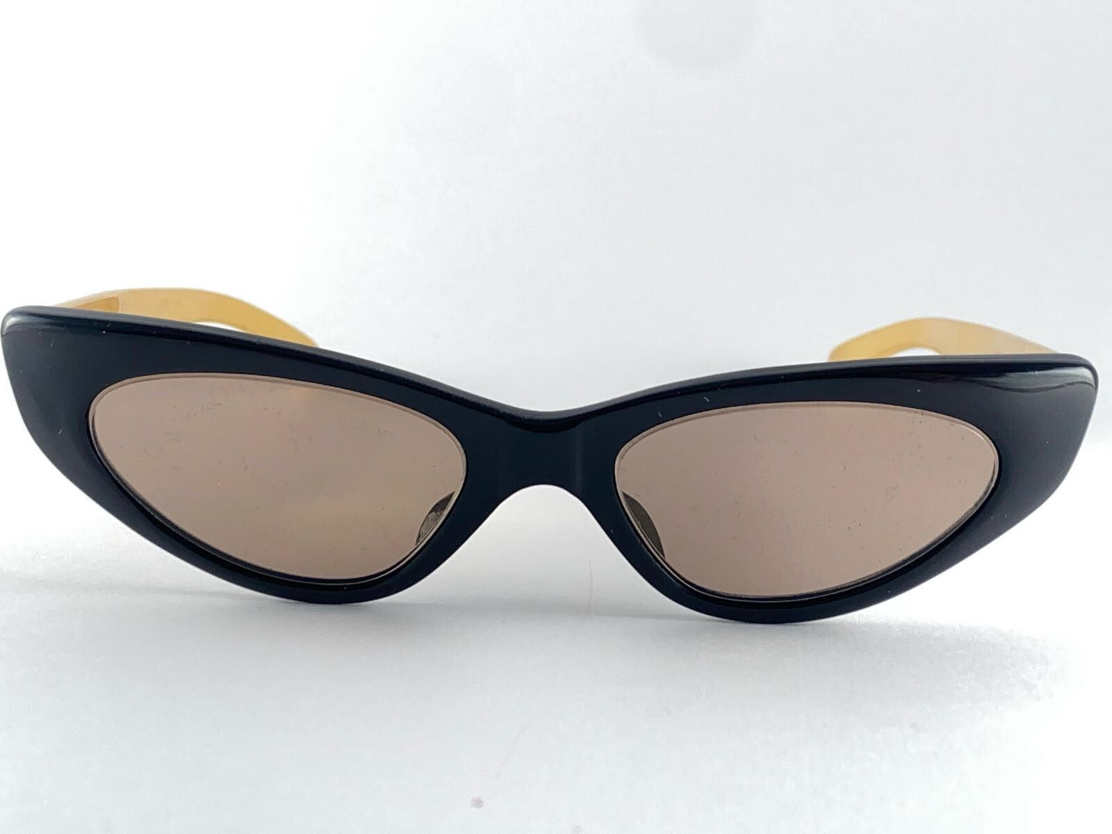 RARE VINTAGE OLIVER GOLDSMITH CAT EYE GOLD ERREBI SIDES 1970 SUNGLASSES